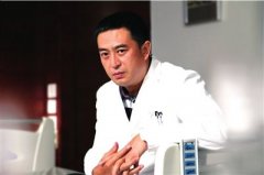 华宇代理影坛常青树大盘点 伟星管代言人张国立