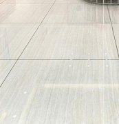 华宇代理瓷砖也怕水 卫浴间瓷砖吸水变形异化